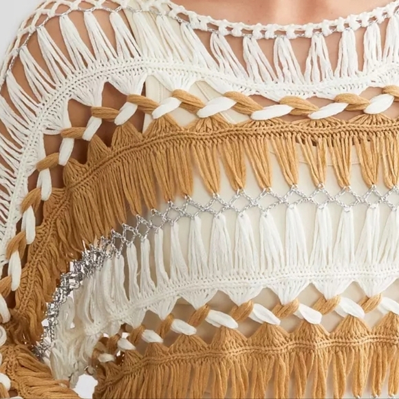 Rain + Rose BUCKLE Crochet Sweater Bell Sleeves Size Large - Picture 4 of 8